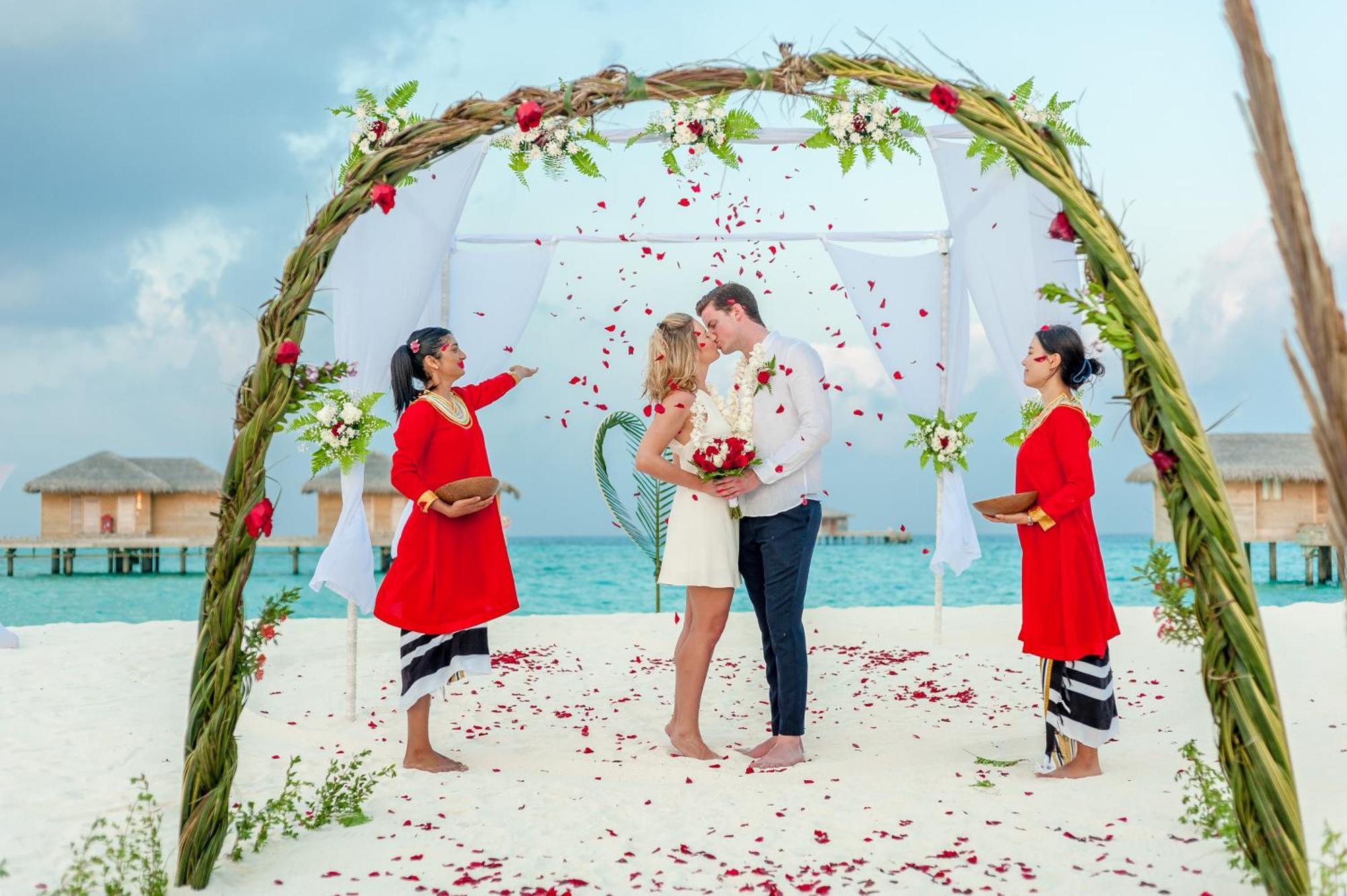 You & Me Maldives Muravandhoo Bagian luar foto